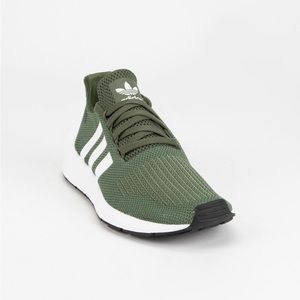 Adidas Swift Run Olive Women’s Shoe size 9